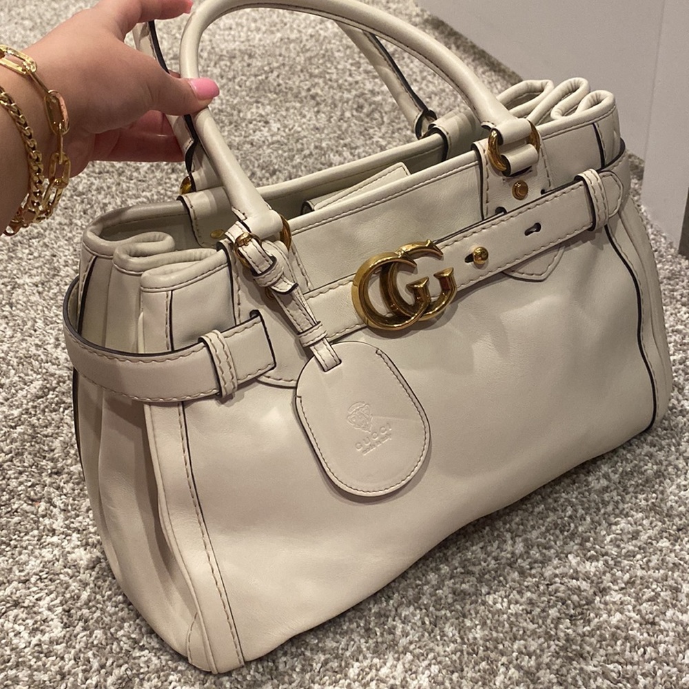 GUCCI GG Leather Running Tote Medium
